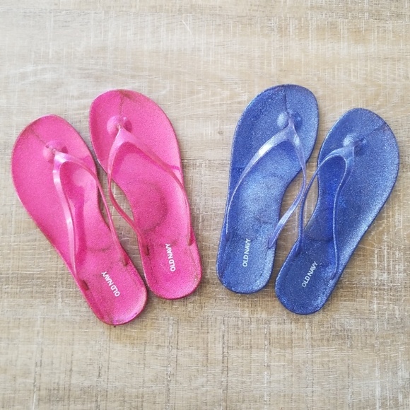 navy sparkly flip flops